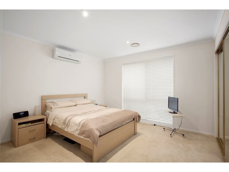 2/5 Centre Dandenong Road, Dingley Village VIC 3172