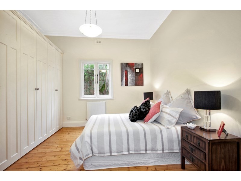9 Camden Road, Hughesdale VIC 3166
