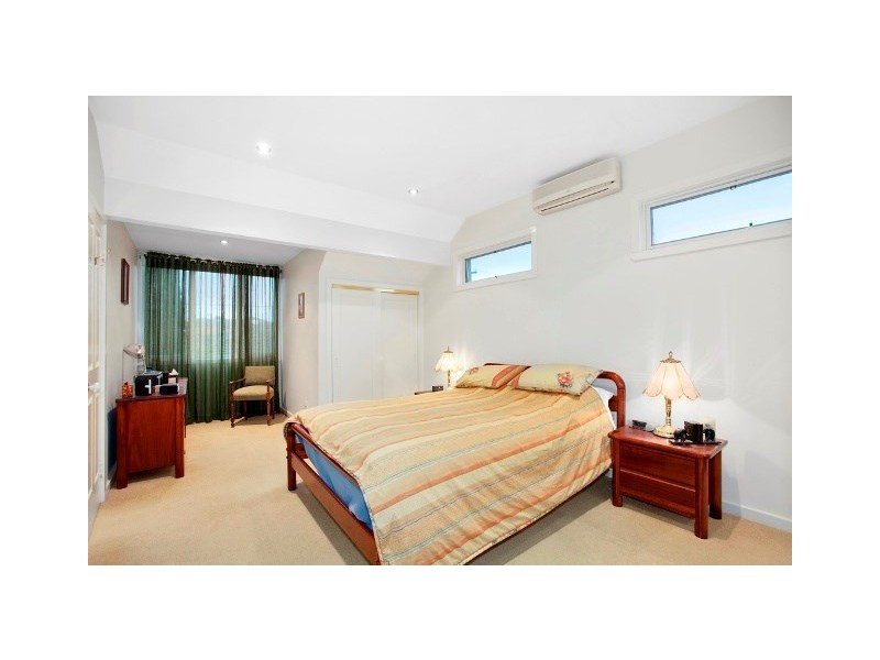 1/4 Donal Street, Murrumbeena VIC 3163