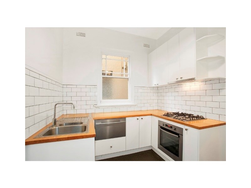 1/26 Mitford Street, St Kilda VIC 3182