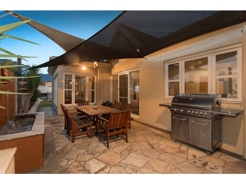 731 North Road, Carnegie VIC 3163