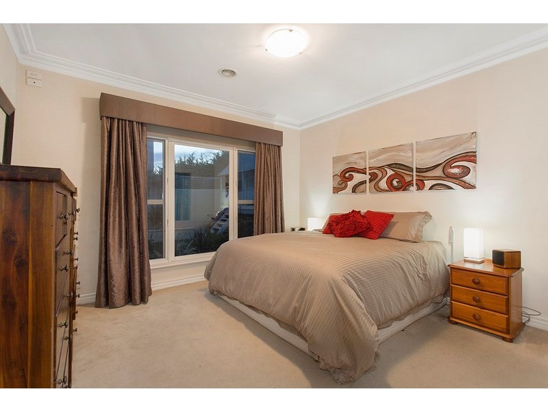 731 North Road, Carnegie VIC 3163