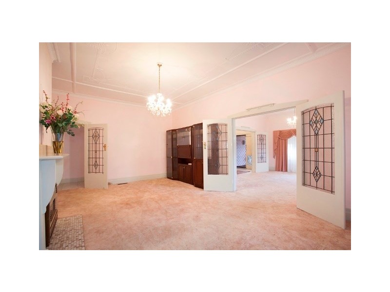 262 Hawthorn Road, Caulfield South VIC 3162