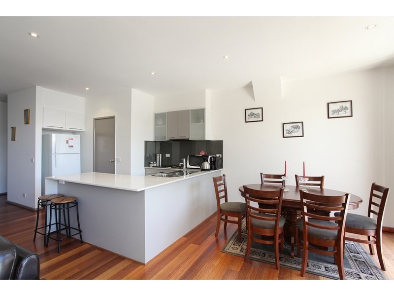 5/100 Poath Road, Hughesdale VIC 3166