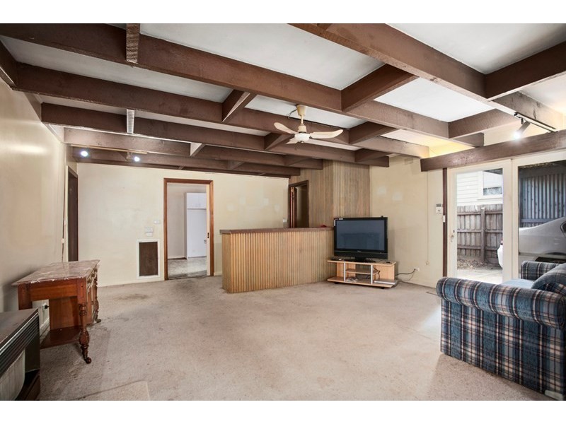 20 Kinrade Street, Hughesdale VIC 3166