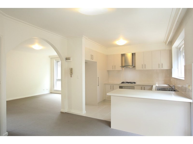 5/6 Griffiths Street, Caulfield VIC 3162