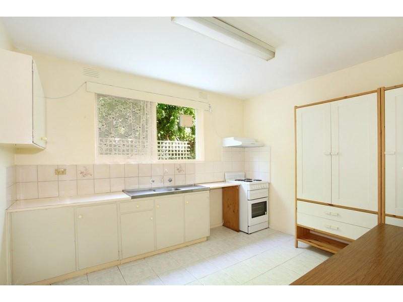 1/2 Tattenham Street, Caulfield East VIC 3145