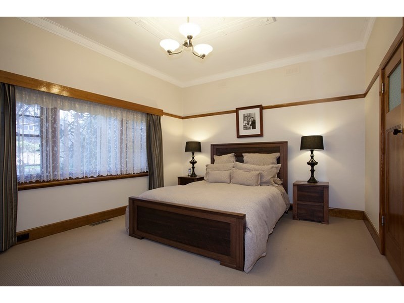 23 Stewart Street, Ormond VIC 3204