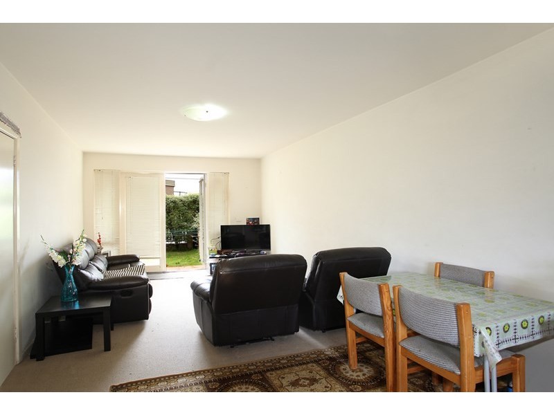 1/369 Neerim Road, Carnegie VIC 3163