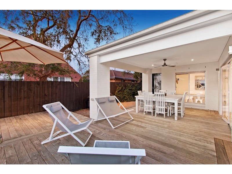 1 Prince Street, Hampton VIC 3188