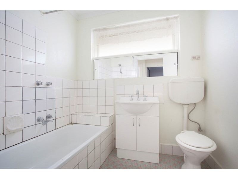 11/27 Lillimur Road, Ormond VIC 3204