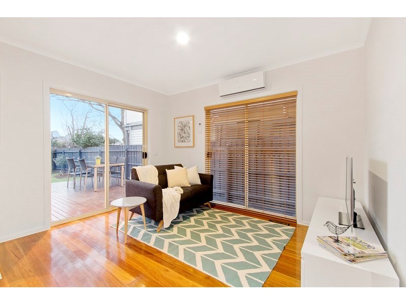 6A Munro Avenue, Carnegie VIC 3163