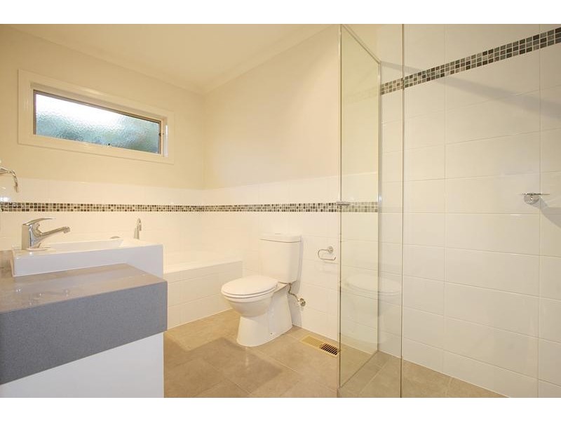 15 Darling Street, Hughesdale VIC 3166