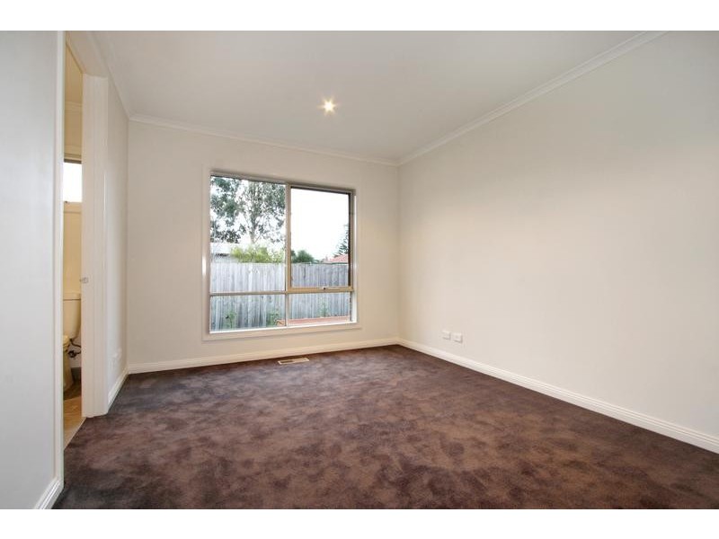 15 Darling Street, Hughesdale VIC 3166