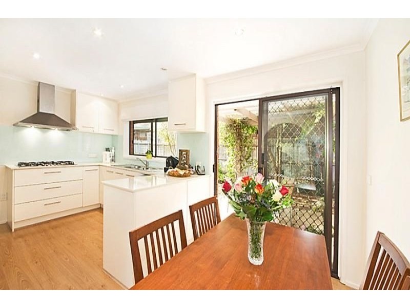 6/4A Campbell Grove, Dingley Village VIC 3172