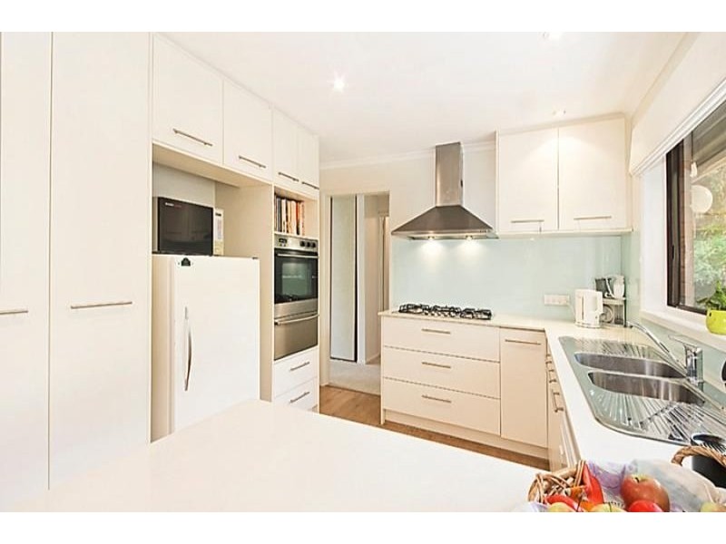 6/4A Campbell Grove, Dingley Village VIC 3172