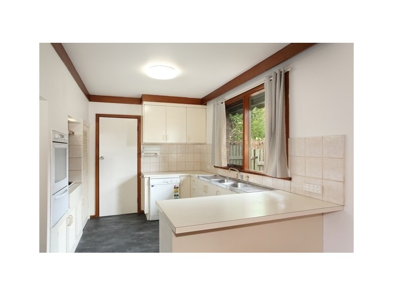 58 Gladesville Drive, Bentleigh East VIC 3165