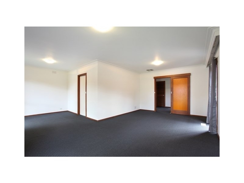 58 Gladesville Drive, Bentleigh East VIC 3165