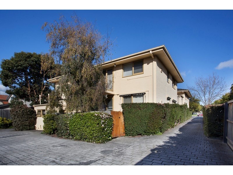 10/1207 Dandenong Road, Malvern East VIC 3145