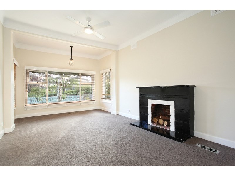 20 Cadby Avenue, Ormond VIC 3204