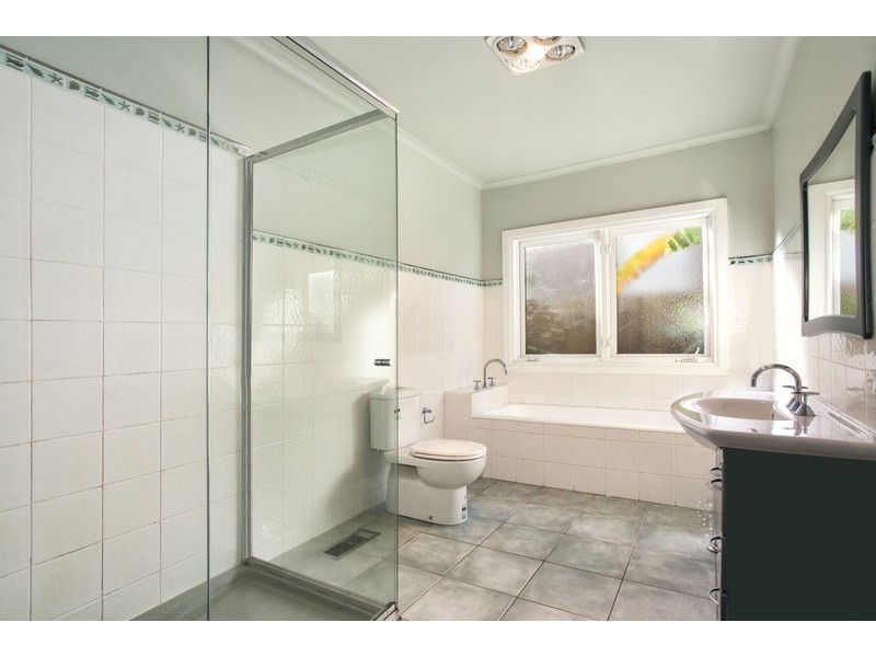 20 Cadby Avenue, Ormond VIC 3204