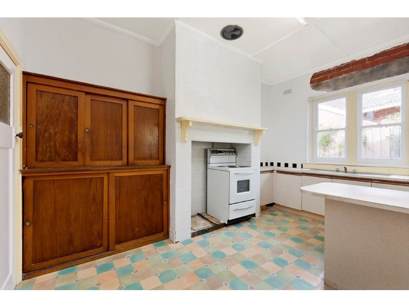 19 Oakdene Crescent, Carnegie VIC 3163