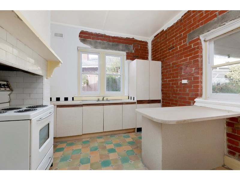 19 Oakdene Crescent, Carnegie VIC 3163