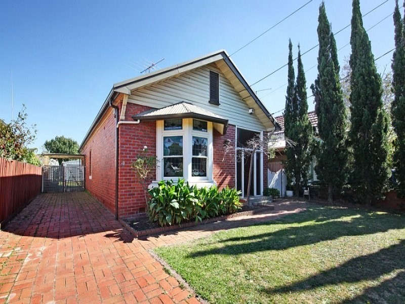 10 Tranmere Avenue, Carnegie VIC 3163