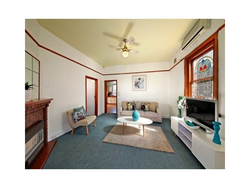 10 Tranmere Avenue, Carnegie VIC 3163