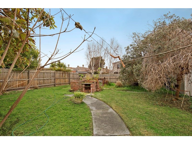 11 Chanak Street, Malvern East VIC 3145