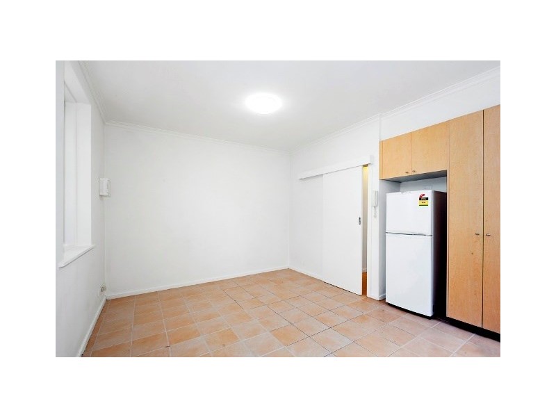 4/11 Rosstown Road, Carnegie VIC 3163