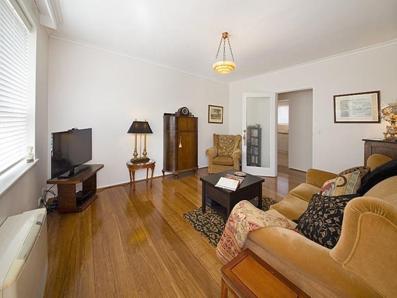 1/6 Rigby Avenue, Carnegie VIC 3163