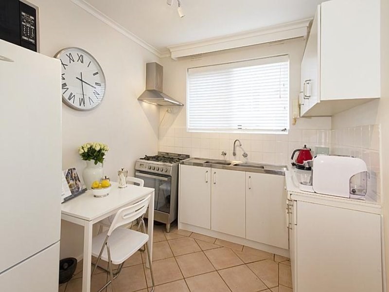 1/6 Rigby Avenue, Carnegie VIC 3163