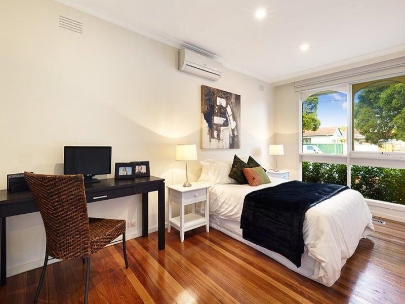 2/32-34 Truganini Road, Carnegie VIC 3163