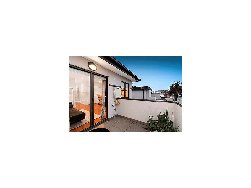 9/43 Rosstown Road, Carnegie VIC 3163