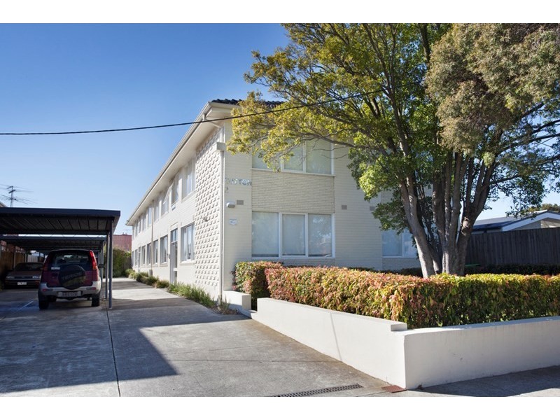 4/2 Rigby Avenue, Carnegie VIC 3163