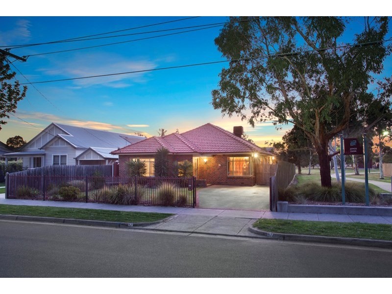 57 Hall Street, Ormond VIC 3204