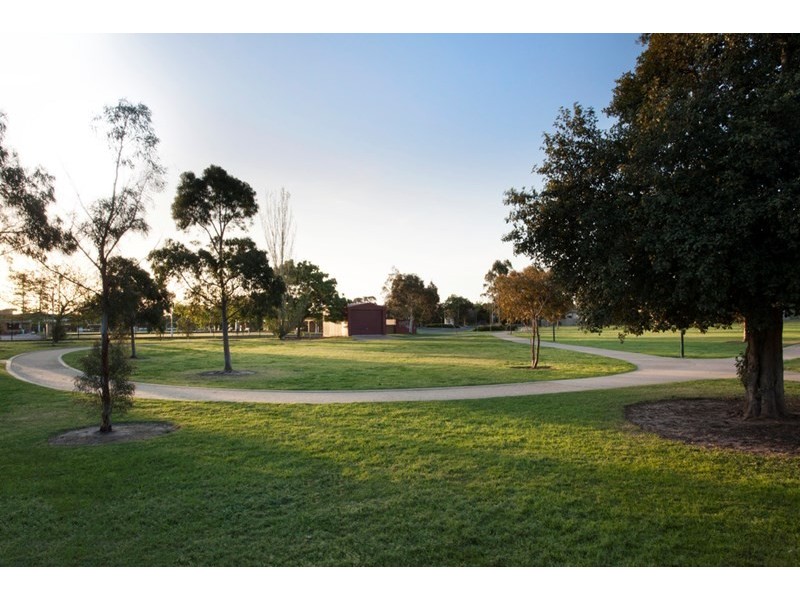 57 Hall Street, Ormond VIC 3204