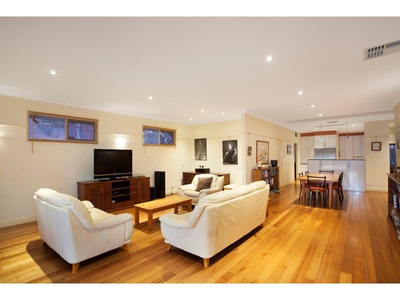 57 Hall Street, Ormond VIC 3204