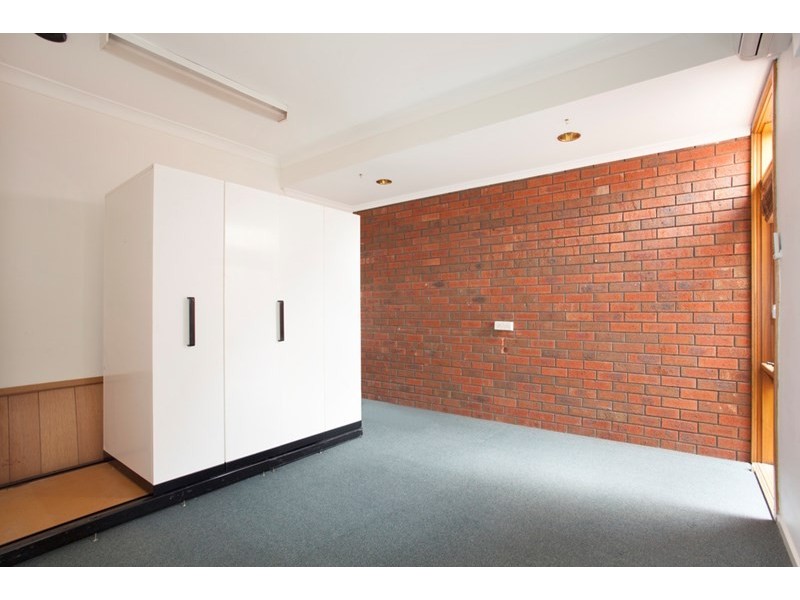 230 McKinnon Road, Mckinnon VIC 3204