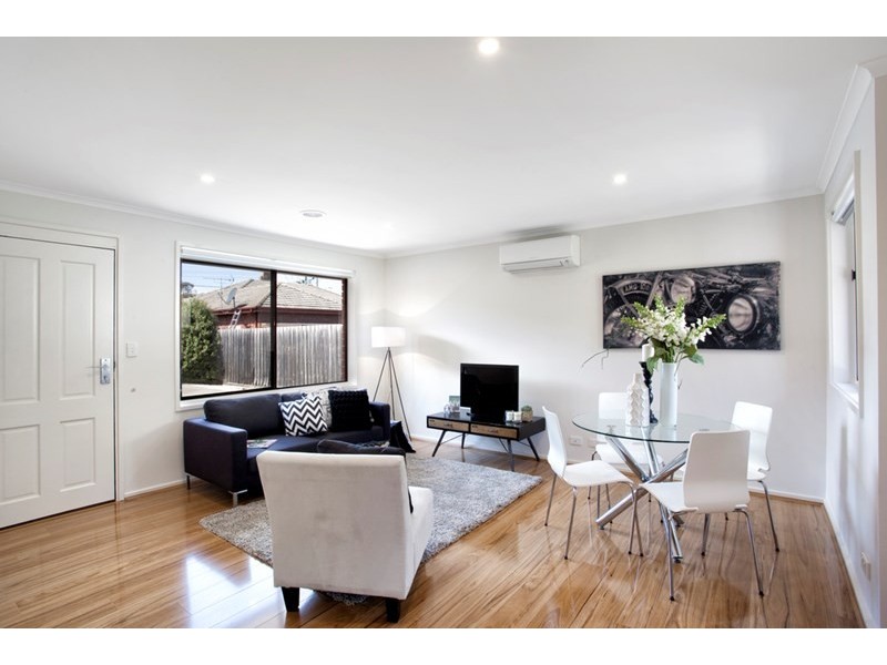 4/115 Warrigal Road, Hughesdale VIC 3166