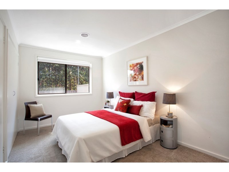 4/115 Warrigal Road, Hughesdale VIC 3166