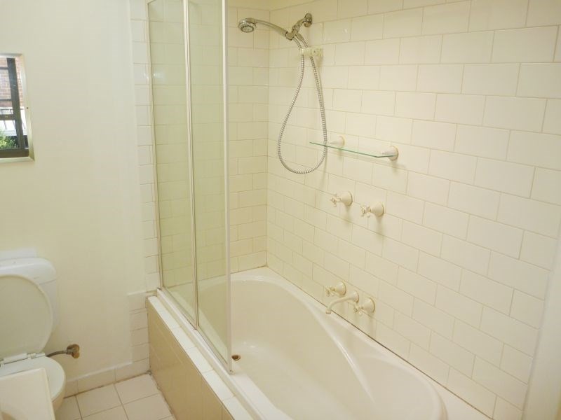 2/63 Edgar Street North, Glen Iris VIC 3146