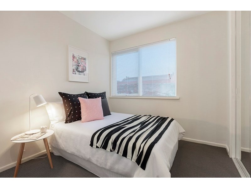 1/369 Neerim Road, Carnegie VIC 3163