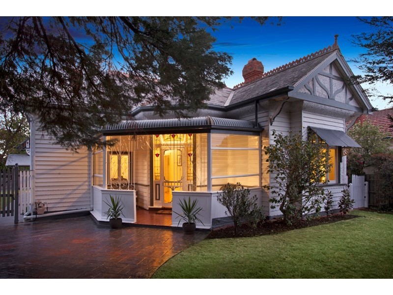 202 Kangaroo Road, Hughesdale VIC 3166