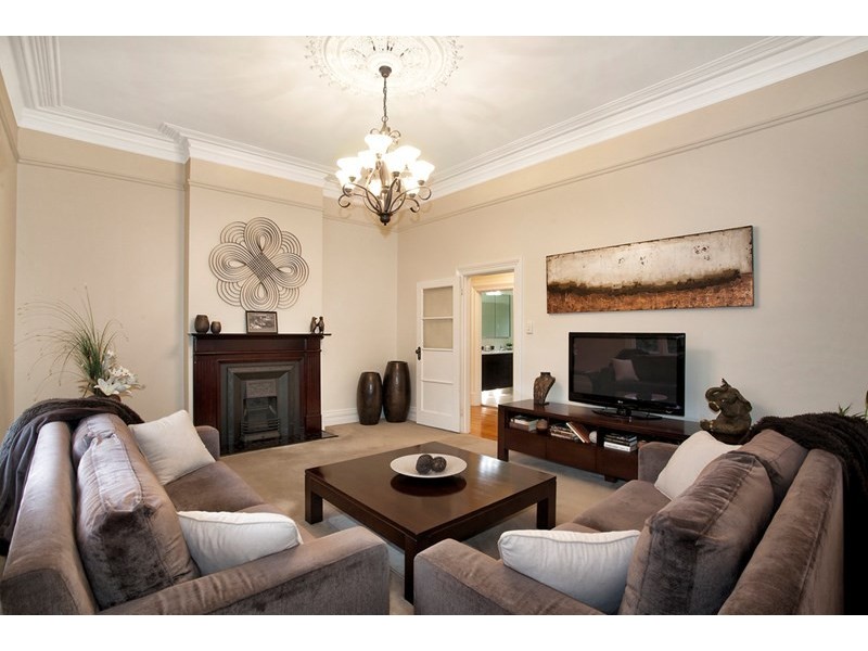 202 Kangaroo Road, Hughesdale VIC 3166