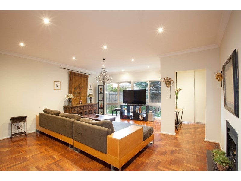 24 Atkinson Street, Murrumbeena VIC 3163