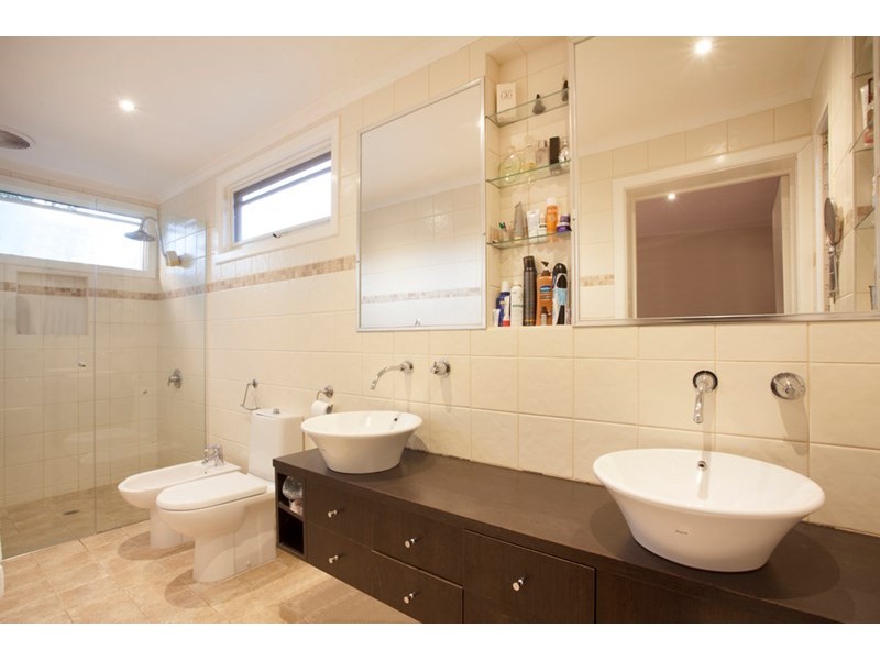 24 Atkinson Street, Murrumbeena VIC 3163