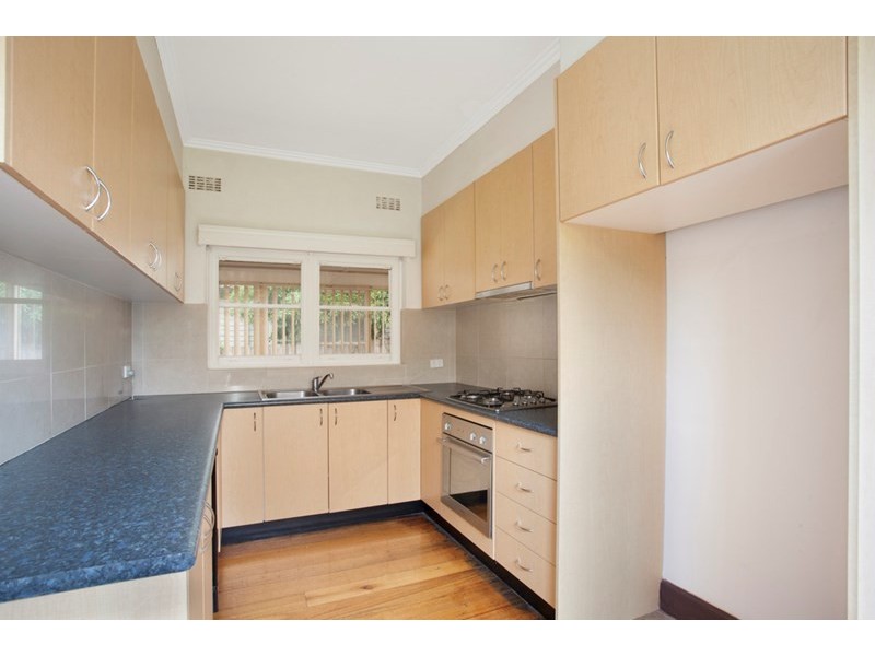 12 Fellows Street, Hughesdale VIC 3166