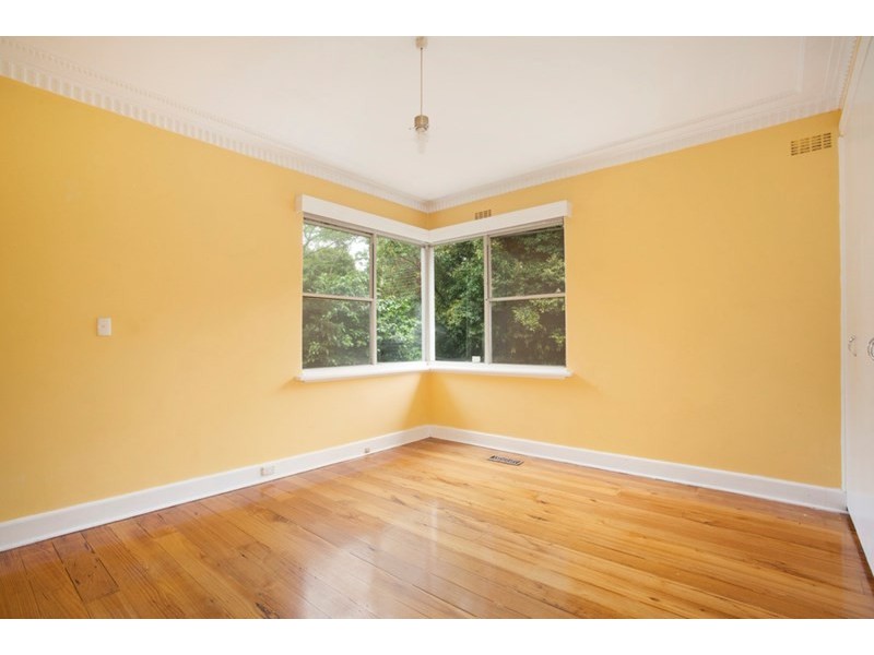12 Fellows Street, Hughesdale VIC 3166